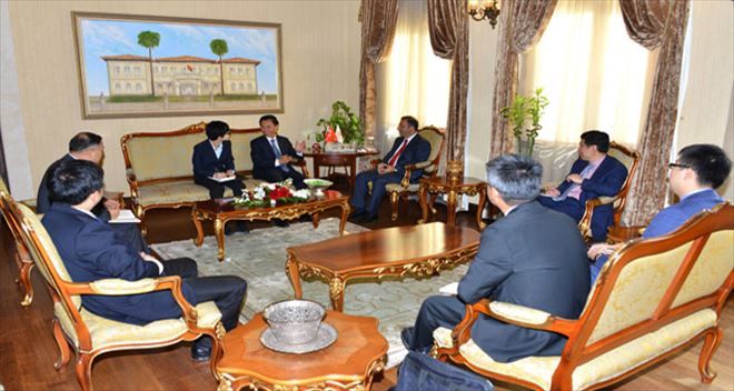 Büyükelçi Yu Hongyang, Antalya Valiliğini ziyaret etti