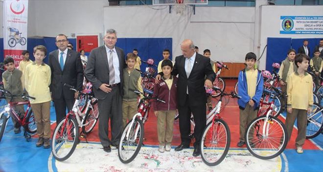 Edirne´de okullarda obeziteye bisikletli savaş