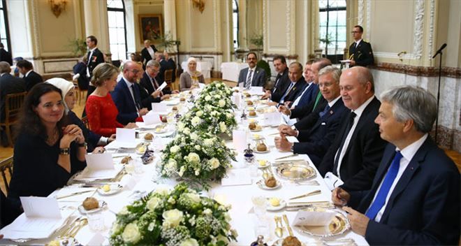 Belçika Kralı´ndan Cumhurbaşkanı Erdoğan onuruna öğle yemeği