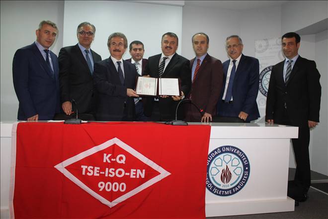 FAKÜLTEYE ISO 9001 BELGESİ