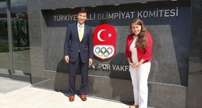 Buz pateninde Türkiye - Kore işbirliği
