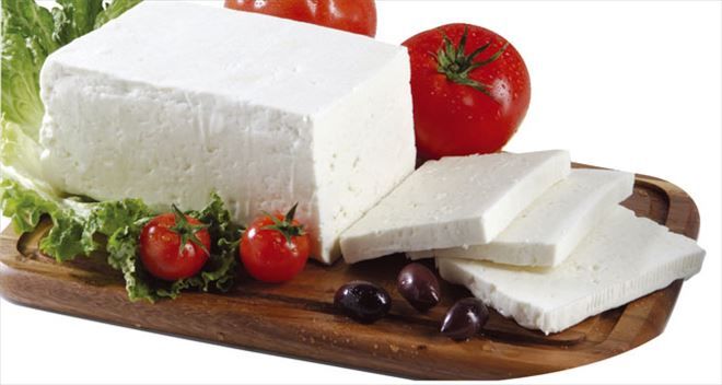 Açıkta peynir satışına getirilen yasak tartışmalara neden oldu