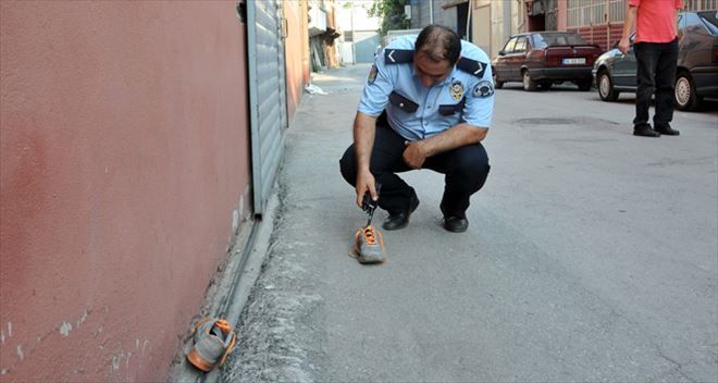 Polisten kaçan hırsız kül kedisi gibi geride ayakkabılarını bıraktı