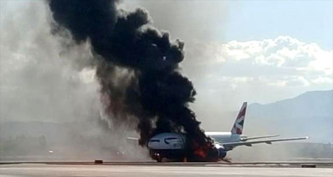 Yolcu uçağı alev alev yandı: 13 yaralı