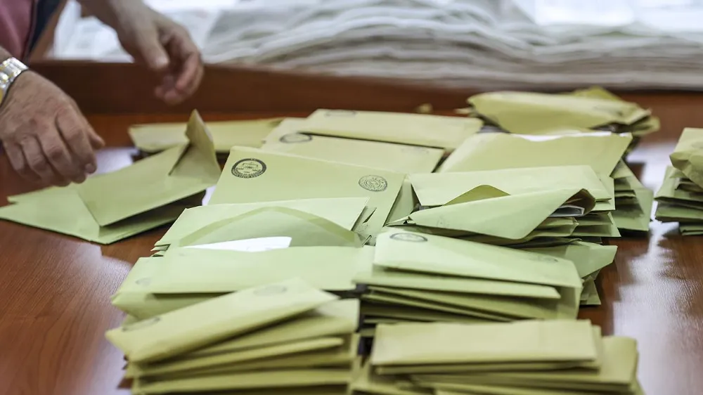 Türkiye Mahalli İdareler Genel Seçimlerinde oy sayımı başlıyor