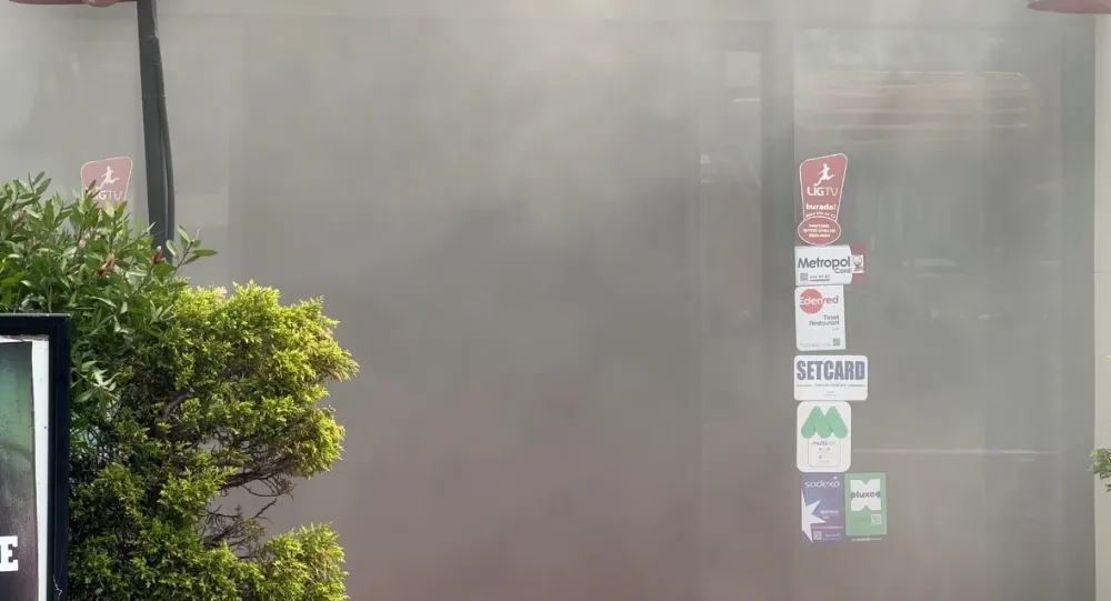Beşiktaş’ta restoranda yangın paniği