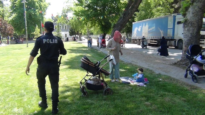 İzin bitti, çocuklar parklardan polis nezaretinde çıkarıldı