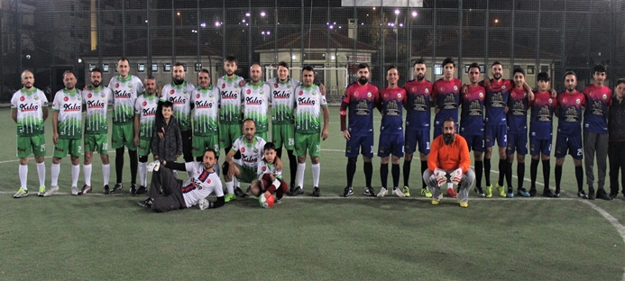 Bursa`da ilginç turnuva! Bekarspor, Evlispor`a karşı