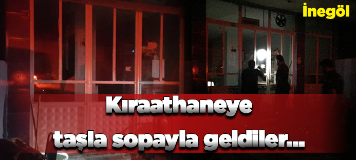 Bursa`da kıraathaneye taşlı sopalı saldırı