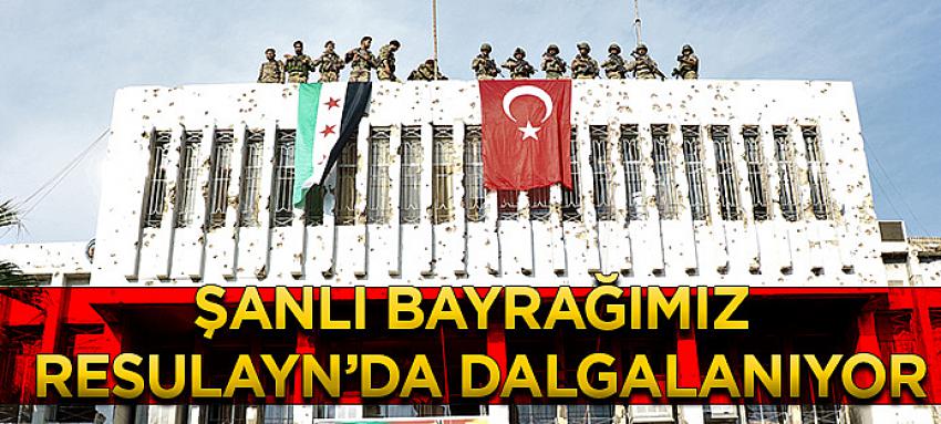 Resulayn`da belediye binasına Türk bayrağı asıldı