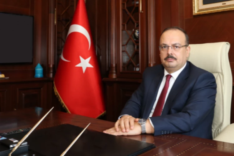 Vali Yakup Canbolat 