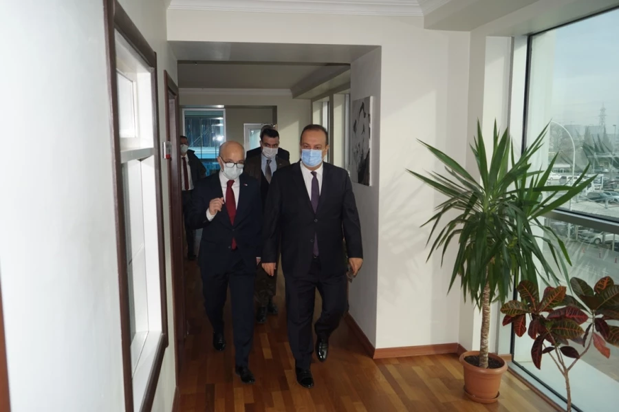 VALİ YAKUP CANBOLAT:  “TÜRK KIZILAY BAĞIŞÇILARIMIZIN GÜCÜYLE HER KOŞULDA ‘UMUT’ OLUYOR”