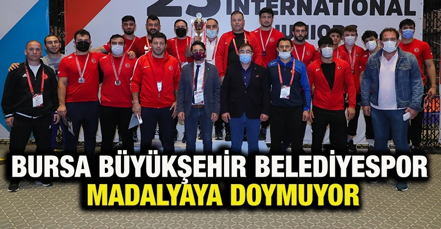 Bursa Büyükşehir Belediyespor madalyaya doymuyor  