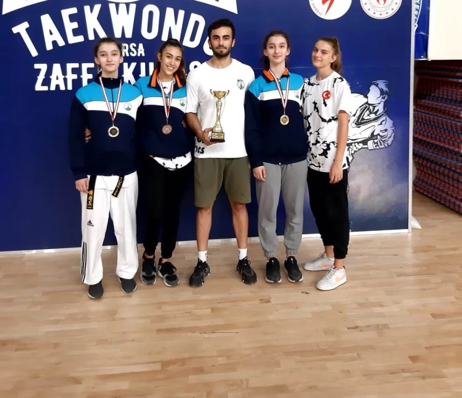 Osmangazili İkizler Turnuvaya Damga Vurdu