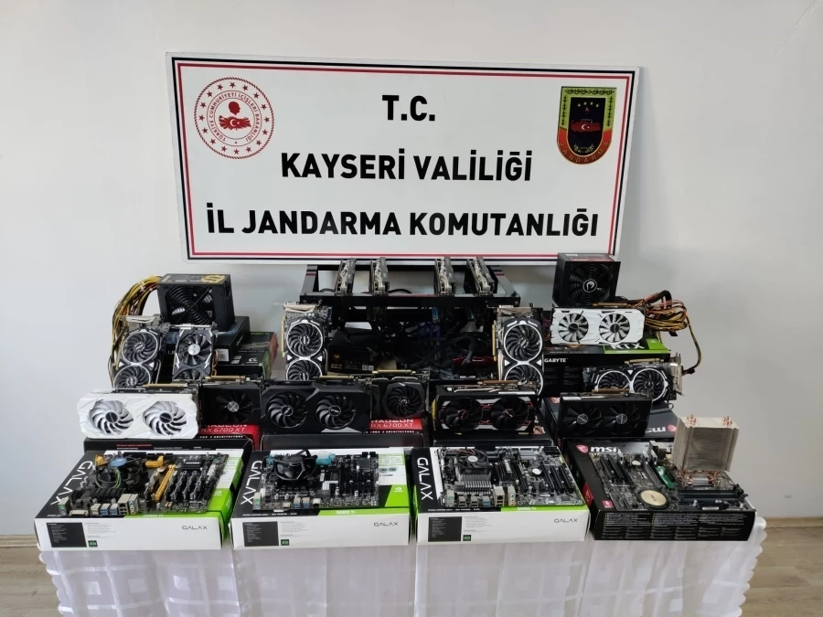 Kayseri’de kaçak kripto para üretimi yapan 2 kişi yakalandı   