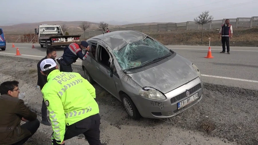 Otomobil 30 metre sürüklendi: 4 yaralı   