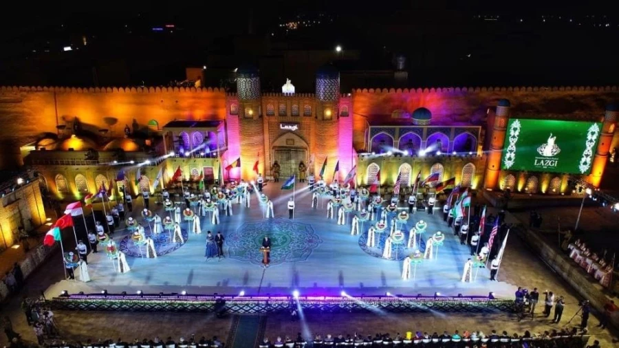 İnegöl Belediyesi Halk Dansları topluluğu Özbekistan