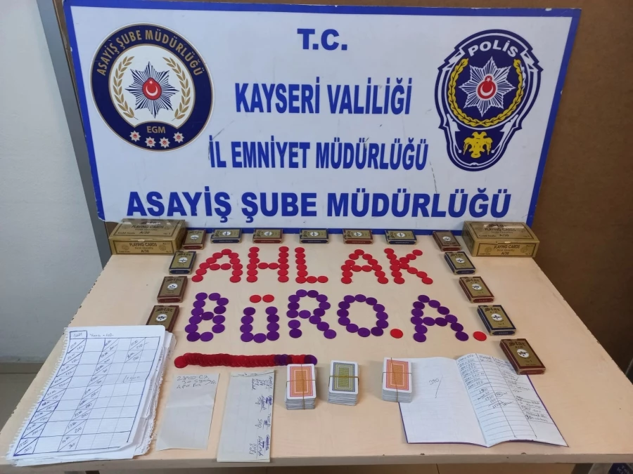 Ahlak Büro Amirliği kumarcılara göz açtırmıyor   