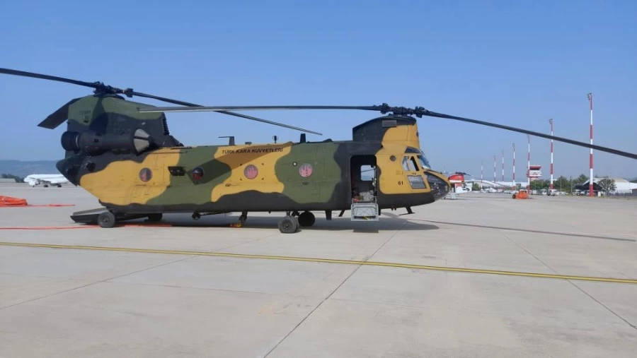 Uçan kule ‘Chinook’ göreve başladı   