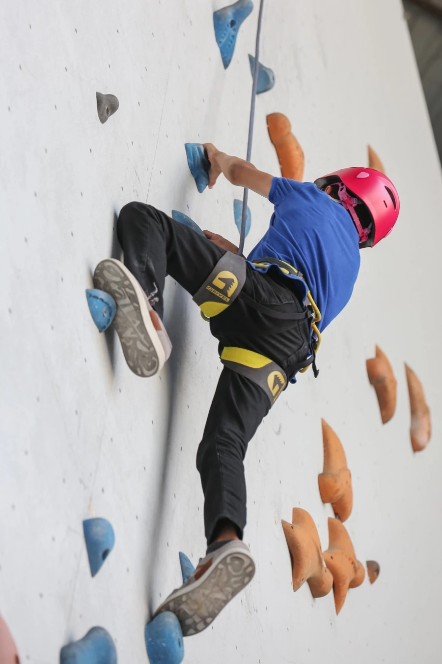 Nilüfer’de çocuklar tırmanış sporuyla tanışıyor