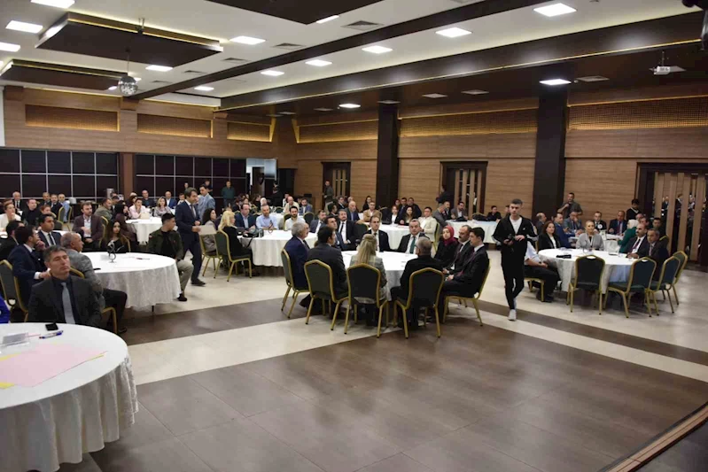 Başkan Bakkalcıoğlu eğitim çalıştayına katıldı
