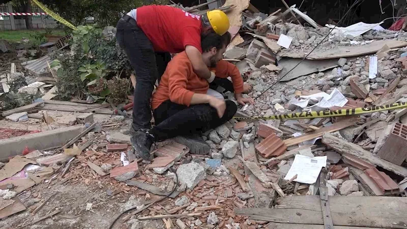 Yalova’da gerçek gibi deprem tatbikatı
