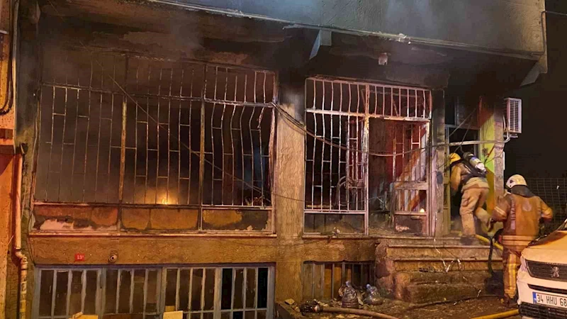 Esenler’de yangında can pazarı: 1 kişi hayatını kaybetti, 1’i ağır 5 kişi kişi yaralandı
