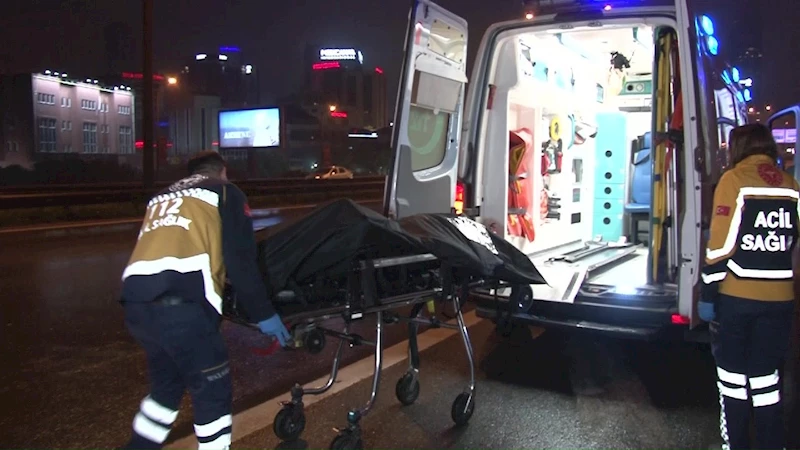 Ataşehir’de park halindeki otomobilin içinde erkek cesedi bulundu
