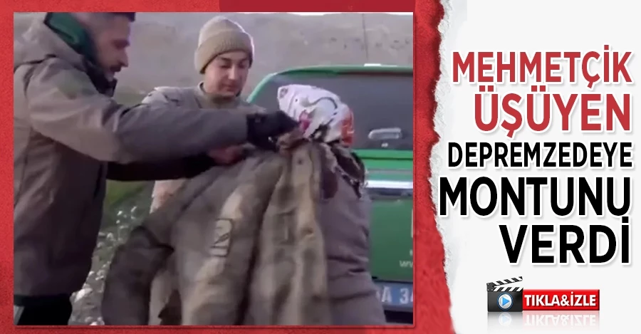 Mehmetçik, üşüyen depremzedeye montunu verdi