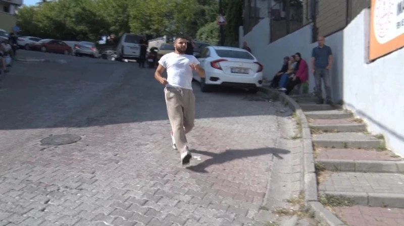 İstanbul’da KPSS maratonu kamerada: İçeri alınmayınca geldiği taksiyle geri döndü
