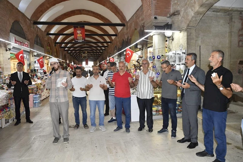 Edirne Valisi Sezer, asırlık Osmanlı geleneğini sürdürdü
