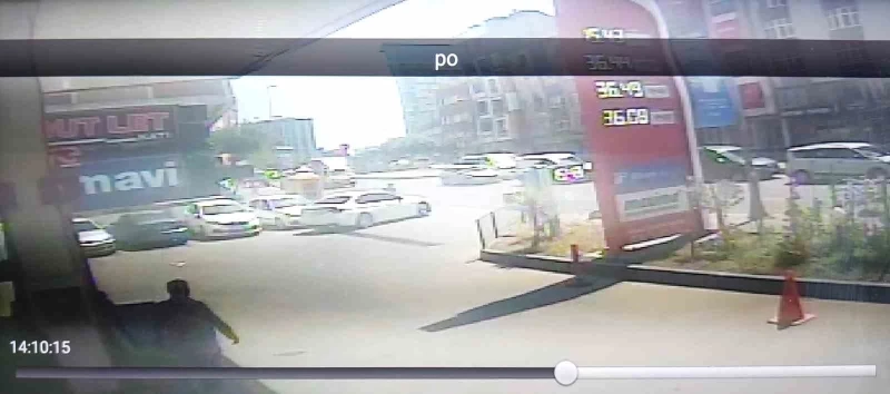 Gaziosmanpaşa’da dehşet kamerada: İş adamına güpegündüz silahlı saldırı düzenlendi
