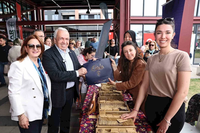 Nilüfer Tohum Takas Şenliği’nde yerel tohumlar paylaşıldı
