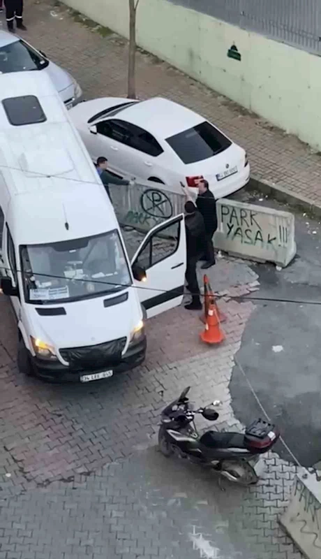 Kağıthane’de servis şoförünü kuzenine vurdurdu: O anlar kamerada
