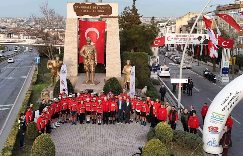 65 bisikletçi Çanakkale şehitleri anısına 300 kilometre pedal çevirecek
