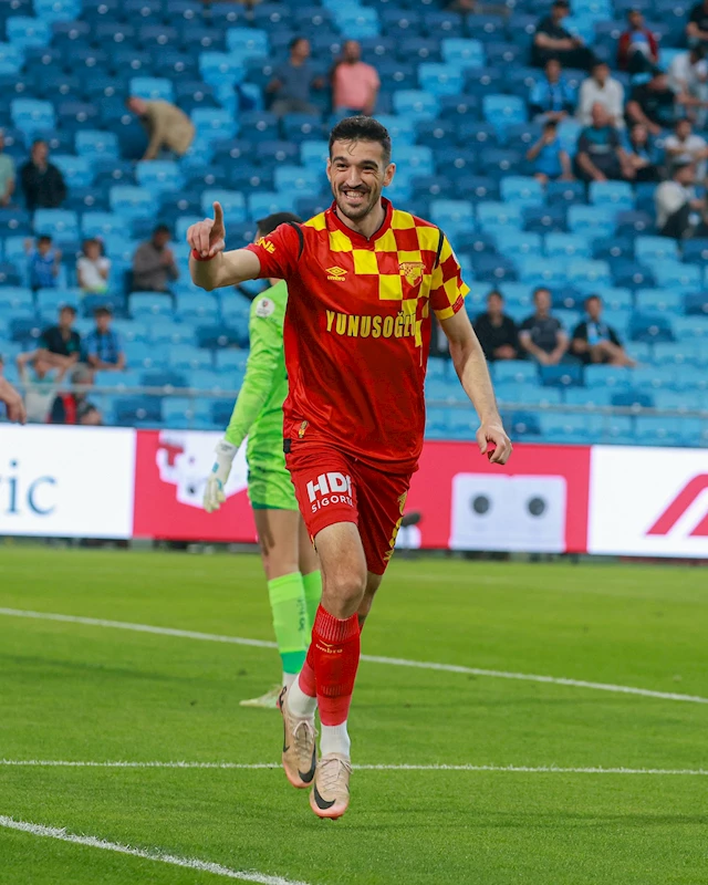  Göztepe evinde Hatayspor