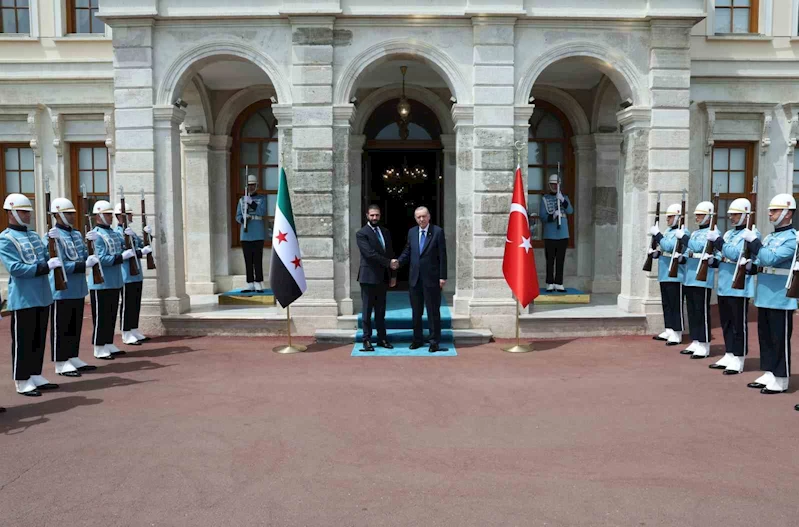Cumhurbaşkanı Erdoğan, Suriye Cumhurbaşkanı Şara ile görüştü
