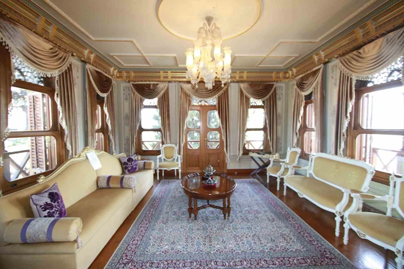 133 yıllık tarihi konakta zamanda yolculuğa çıktılar
