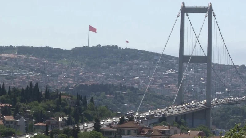 15 Temmuz Şehitler Köprüsü’nde bayram trafiği
