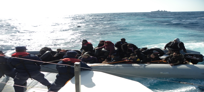 Yunanistan ölüme terk etti, Türk Sahil Güvenliği kurtardı